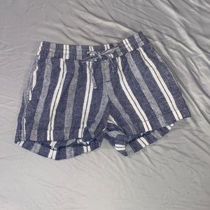 Xs old navy shorts